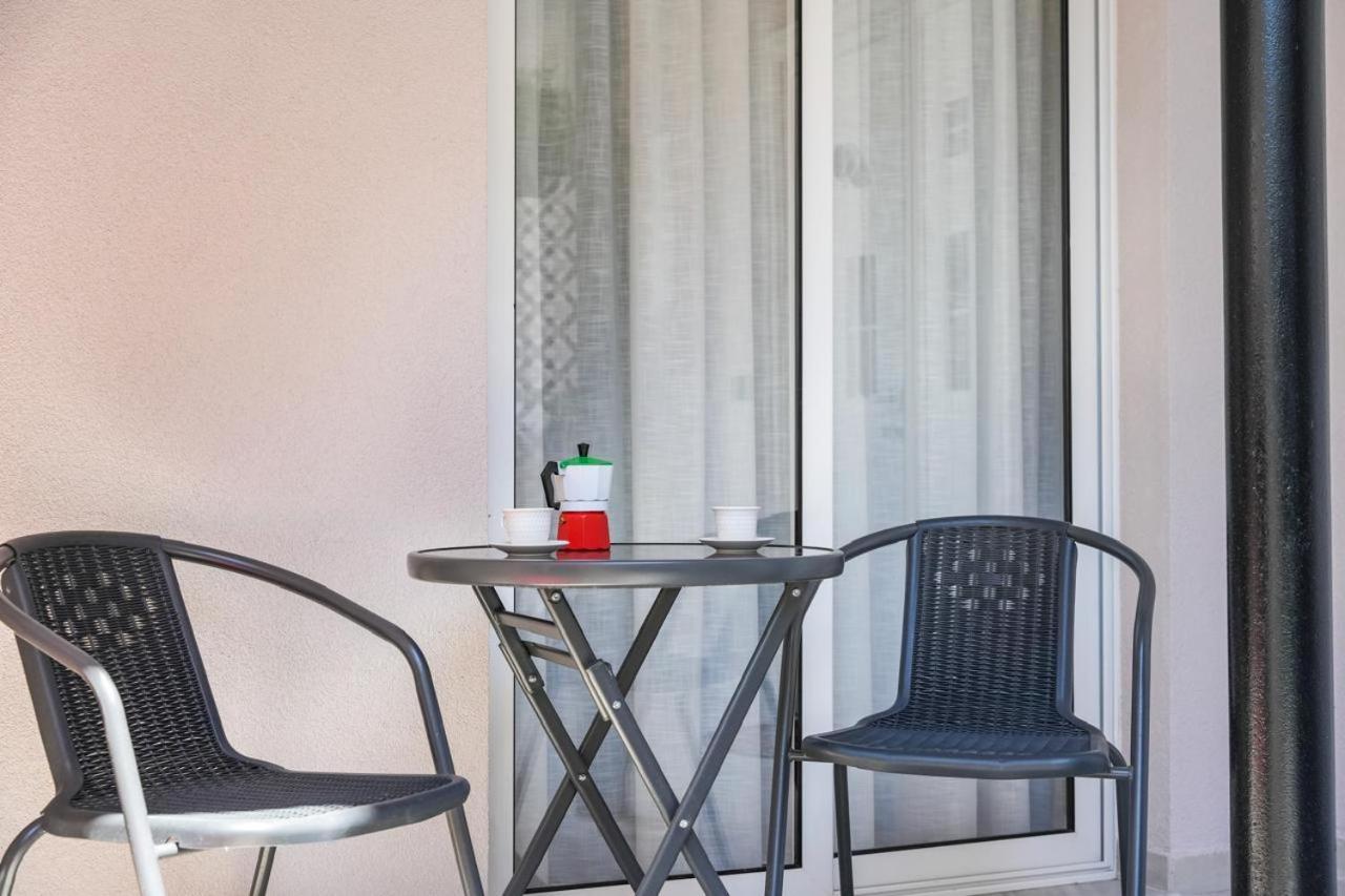 Bougainvilla Apartments Tirana Exterior photo